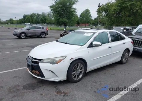 2016 Toyota Camry Xle/Se/Le/Xse/Se W/Special Edition Pkg z USA, uszkodzony, nr VIN 4T1BF1FK0GU552716
